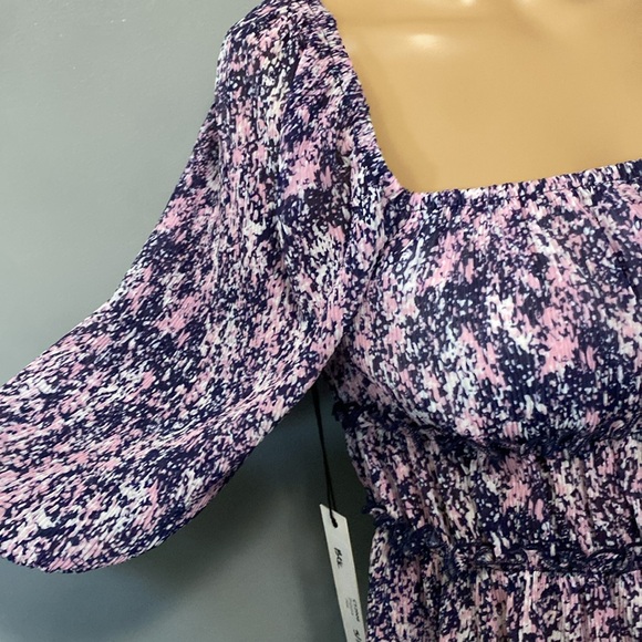 NWT BOHO style top with puffy sleeve on or off shoulder style size small purple - Picture 3 of 5